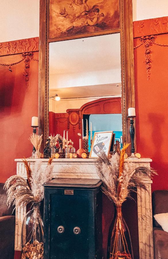 Royal Hotel نيم المظهر الخارجي الصورة